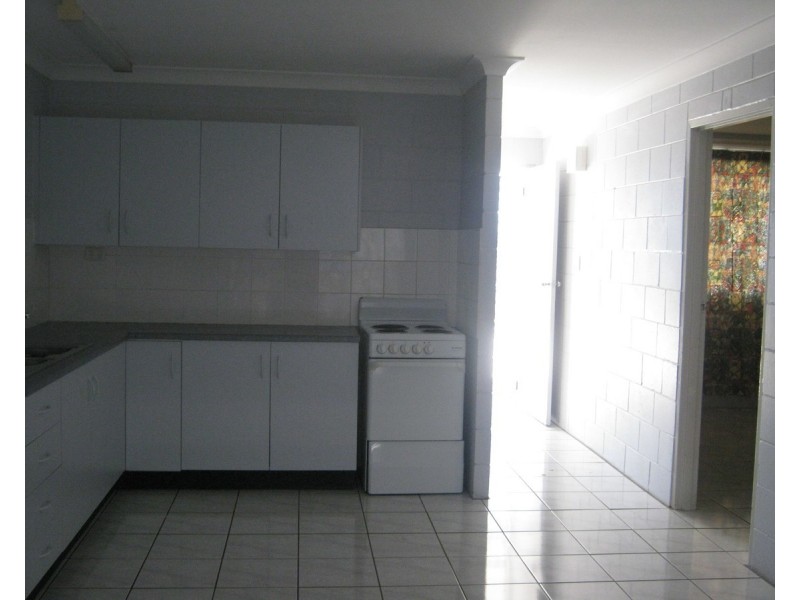 3/15 Rose Street, North Ward QLD 4810