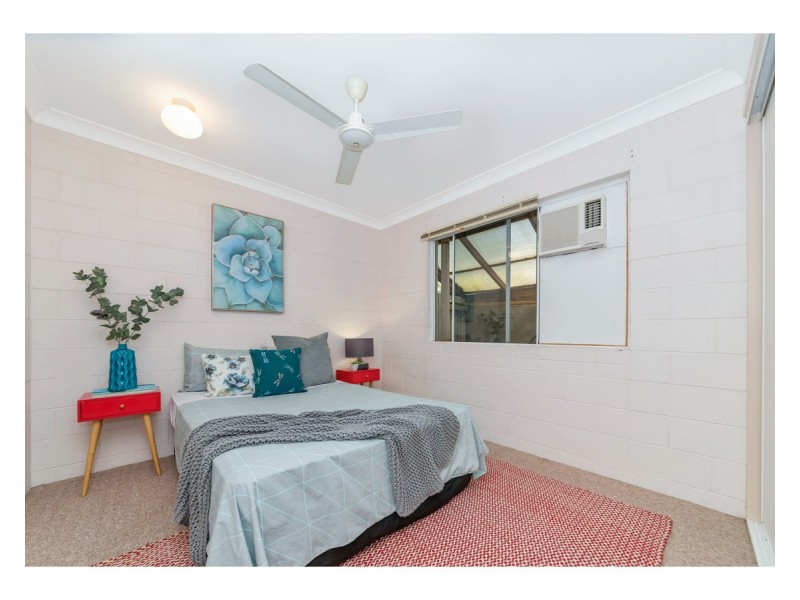 1/3 Jermyn Street, Hyde Park QLD 4812