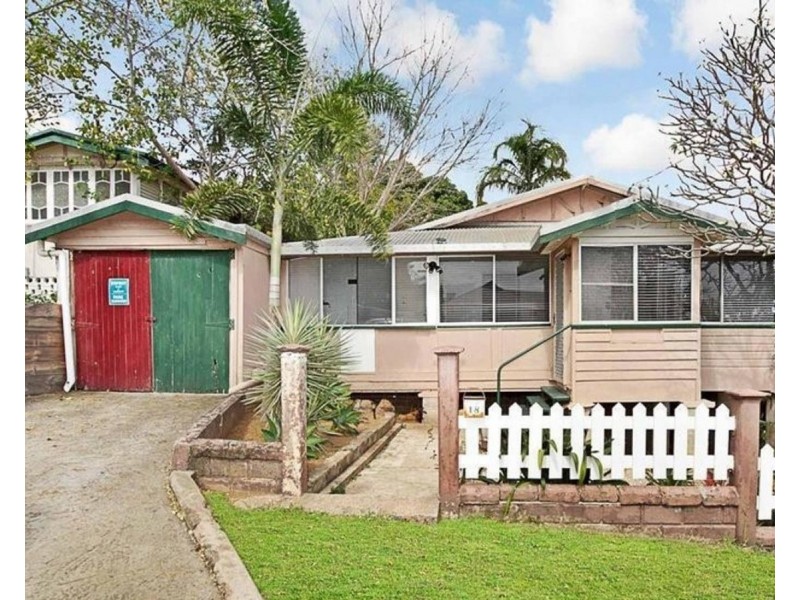 18 Clifton Street, North Ward QLD 4810