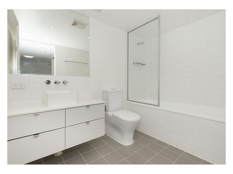 42/38 Morehead Street, South Townsville QLD 4810