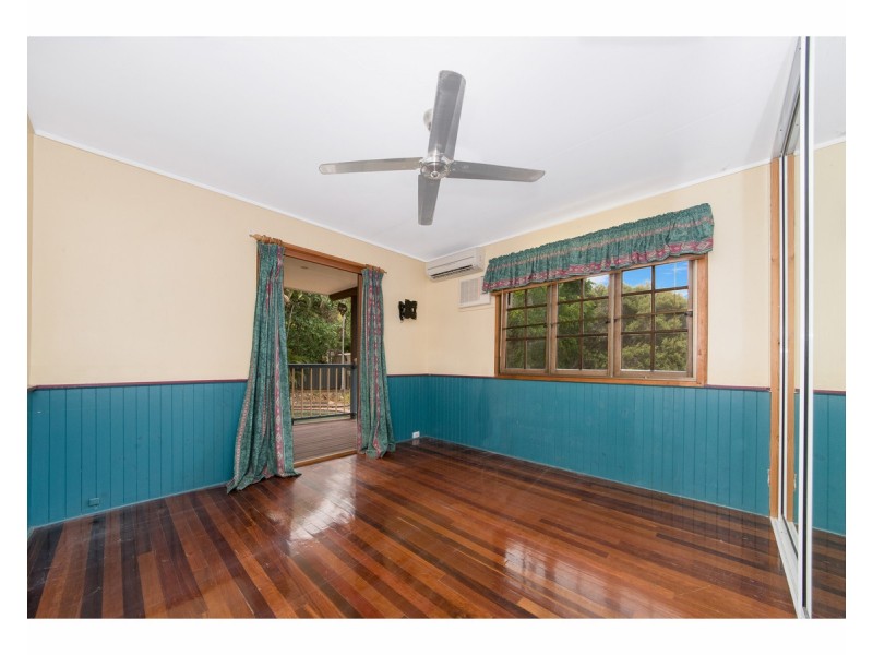 6 Carina Court, Mount Louisa QLD 4814