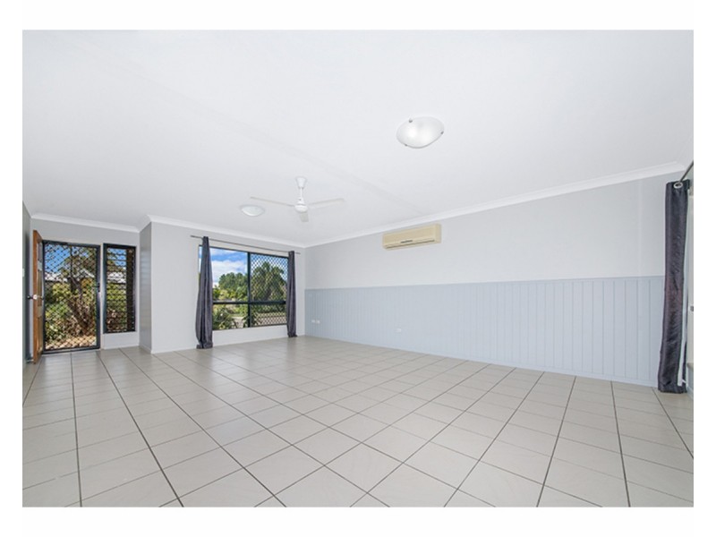 20 Chichester Avenue, Kirwan QLD 4817