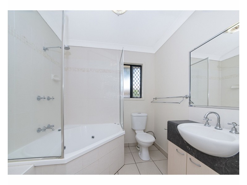 20 Chichester Avenue, Kirwan QLD 4817