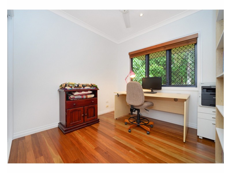 9 Walleroo Court, Rangewood QLD 4817