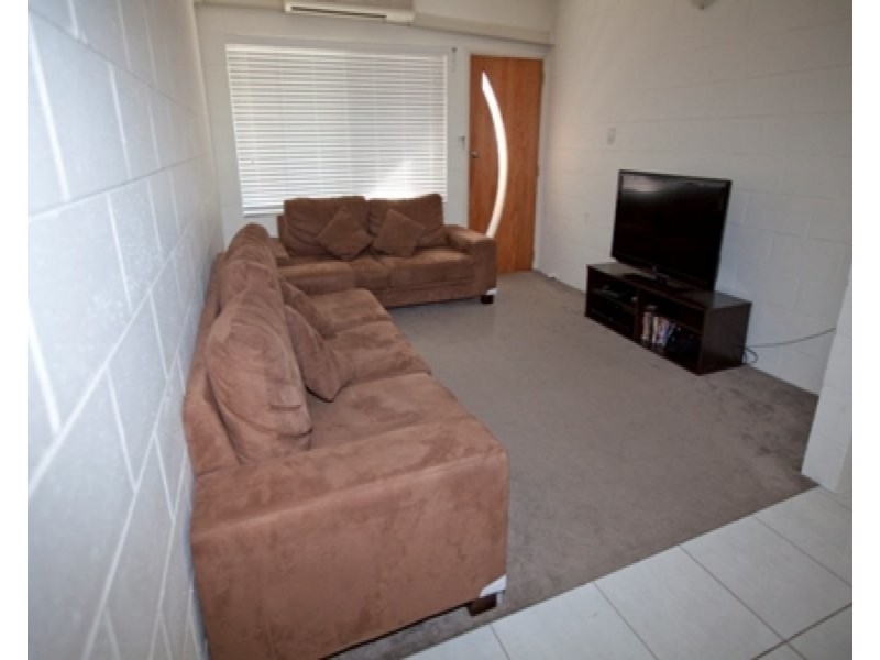 12/179 Bundock Street, West End QLD 4810