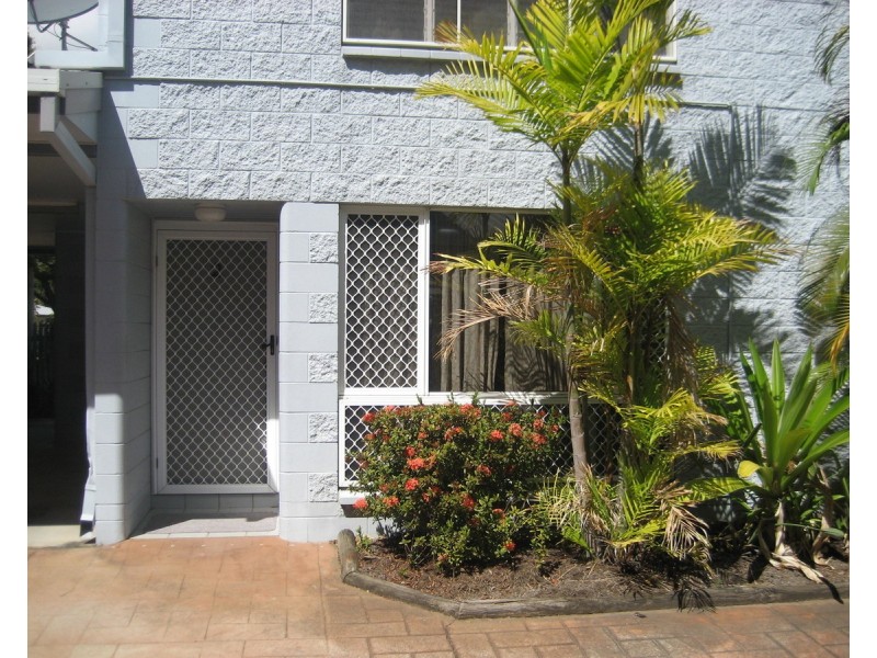 2/34 Park Lane, Hyde Park QLD 4812