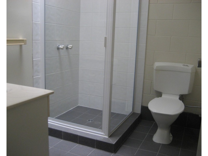 2/34 Park Lane, Hyde Park QLD 4812