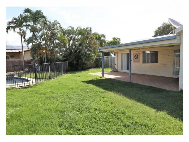 34 Chiquita Avenue, Rasmussen QLD 4815