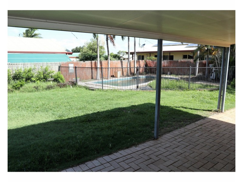 34 Chiquita Avenue, Rasmussen QLD 4815