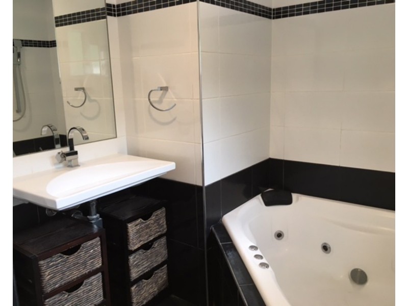 435 Stuart Drive, Stuart QLD 4811