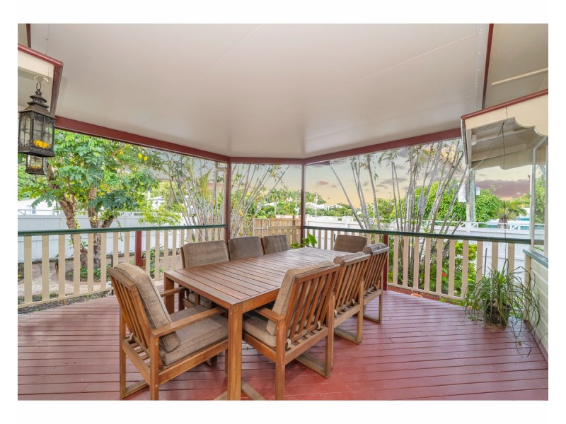 26 Mango Avenue, Mundingburra QLD 4812