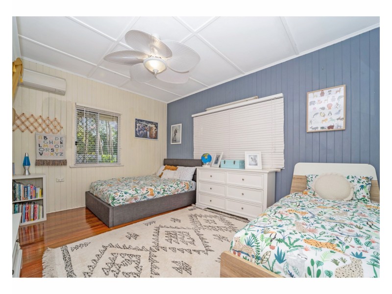 26 Mango Avenue, Mundingburra QLD 4812