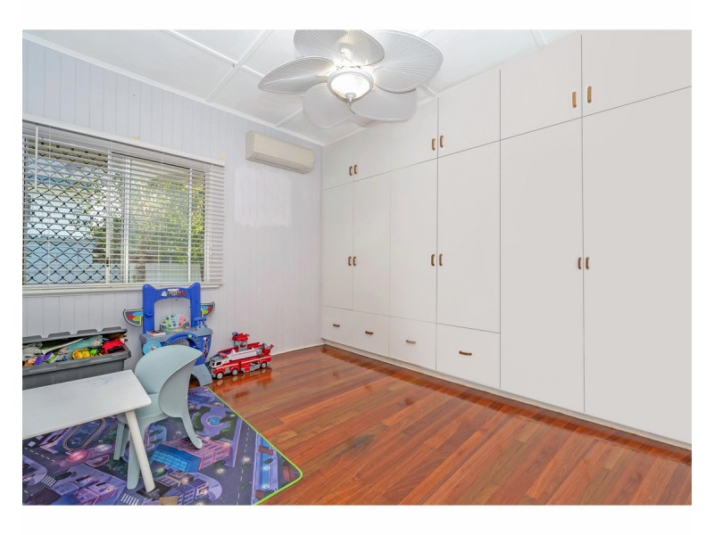 26 Mango Avenue, Mundingburra QLD 4812