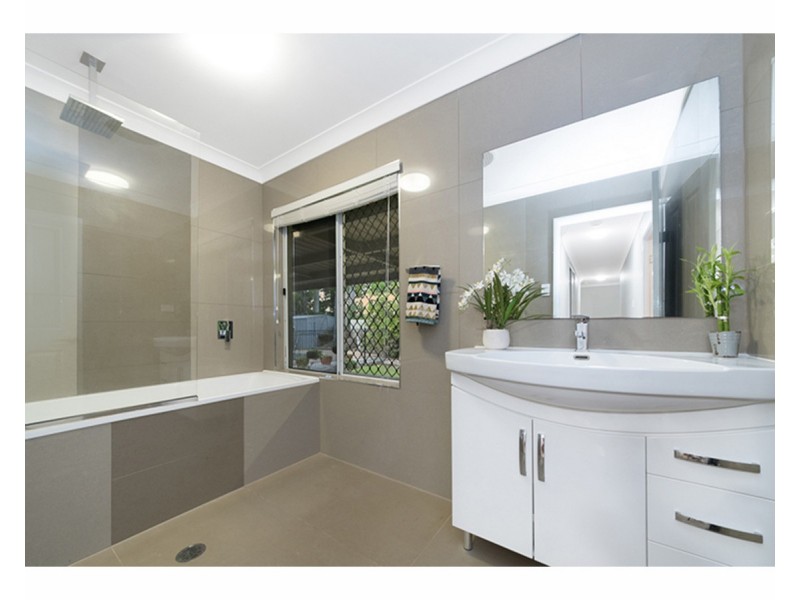 61 Gibraltar Road, Rangewood QLD 4817