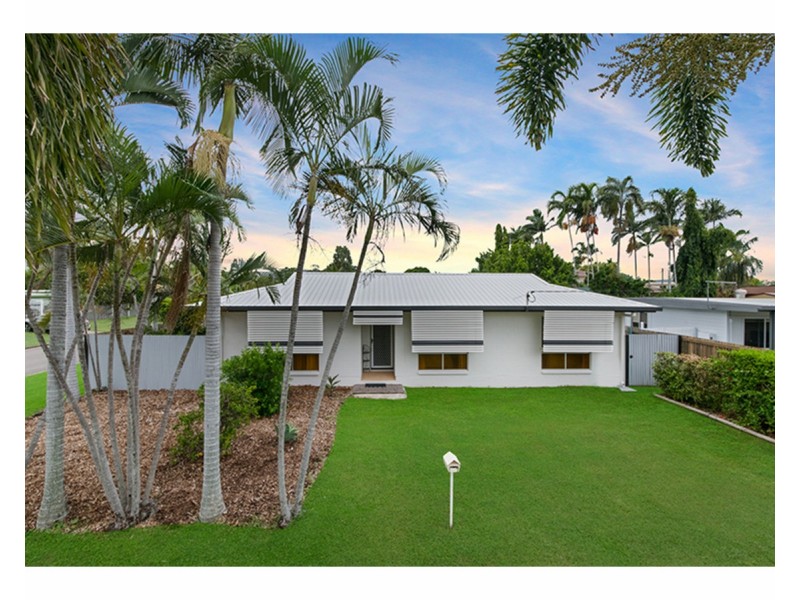 17 Badelona Street, Cranbrook QLD 4814