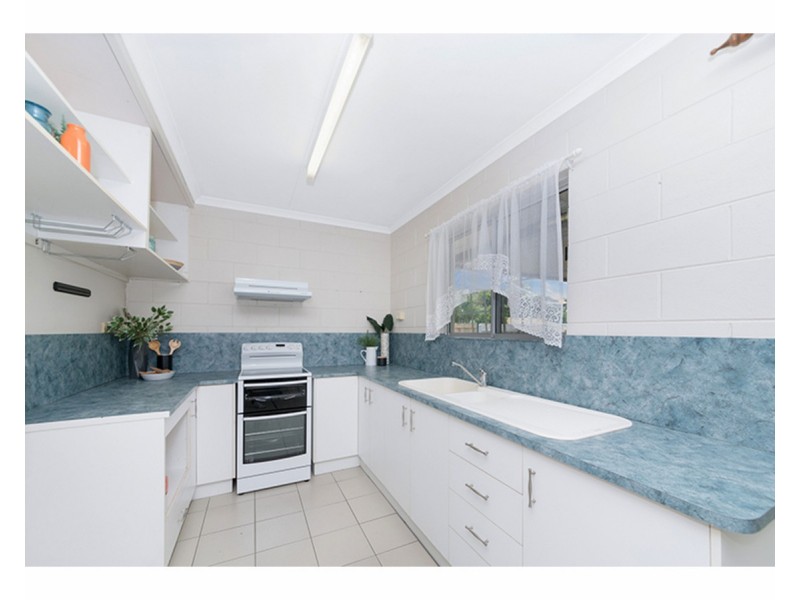 17 Badelona Street, Cranbrook QLD 4814