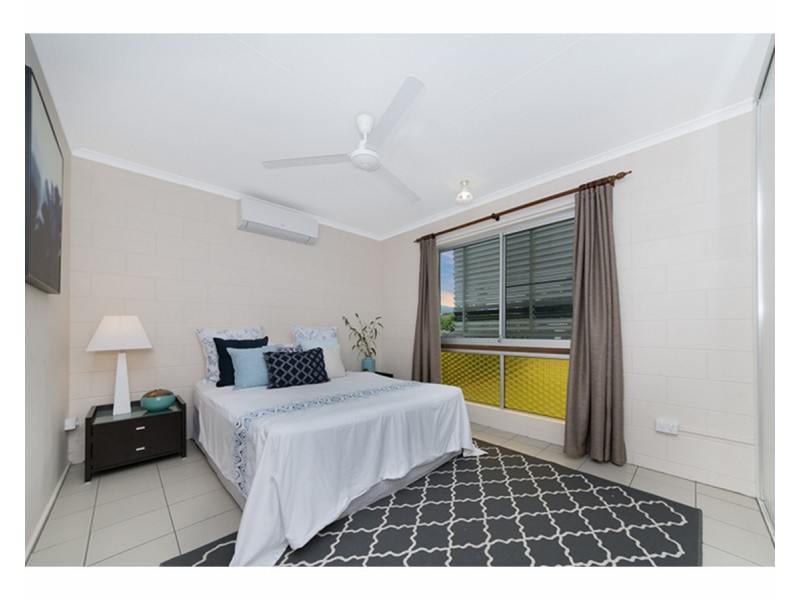 17 Badelona Street, Cranbrook QLD 4814