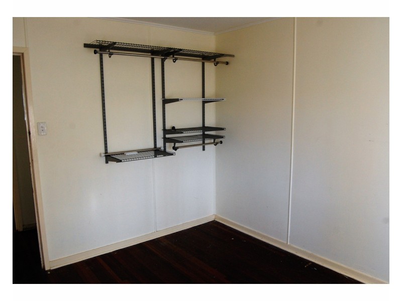 2 Brett Street, Cranbrook QLD 4814