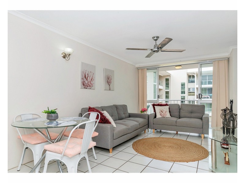 9/6 Hale Street, Townsville City QLD 4810