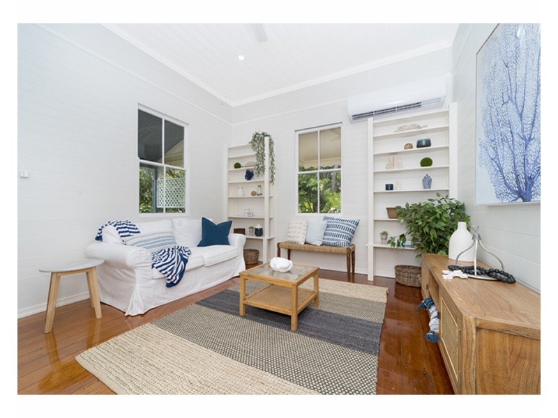 12 Third Street, Railway Estate QLD 4810