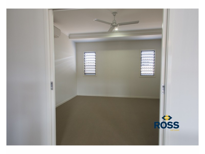 34 Poinsettia Drive, Bohle Plains QLD 4817