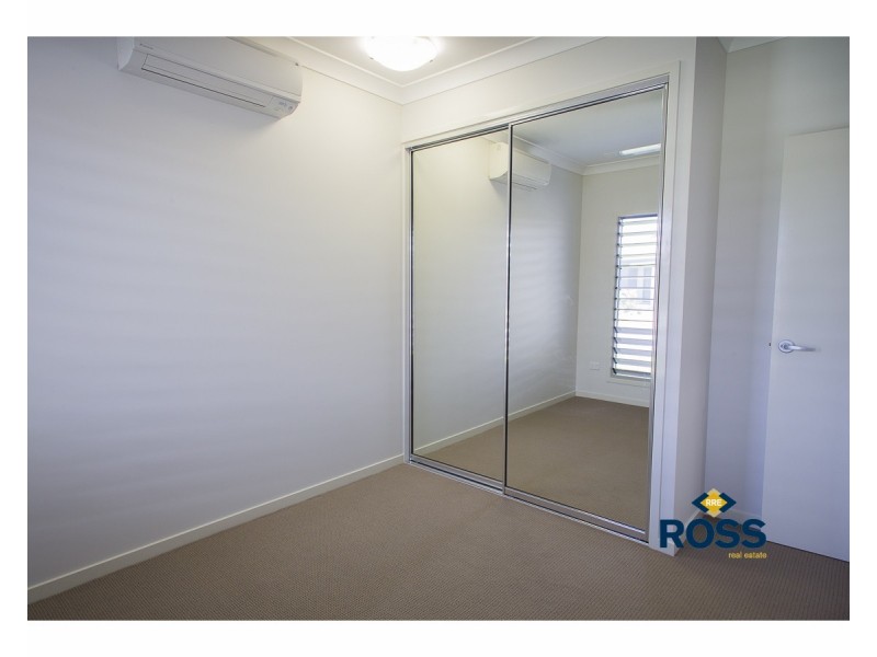 34 Poinsettia Drive, Bohle Plains QLD 4817