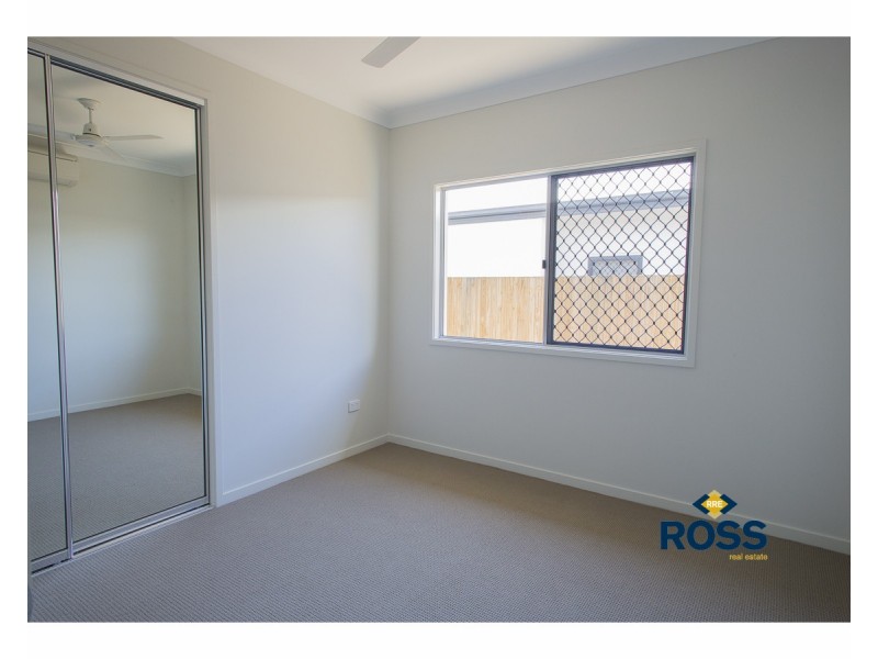 34 Poinsettia Drive, Bohle Plains QLD 4817