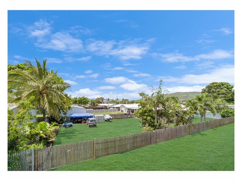 22 Tomkins Street, Cluden QLD 4811
