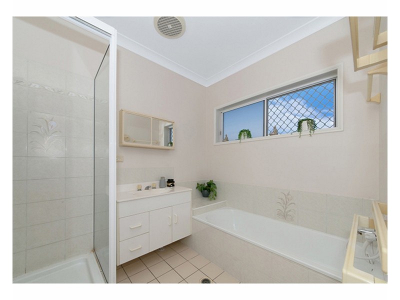 2 Plumtree Place, Kirwan QLD 4817