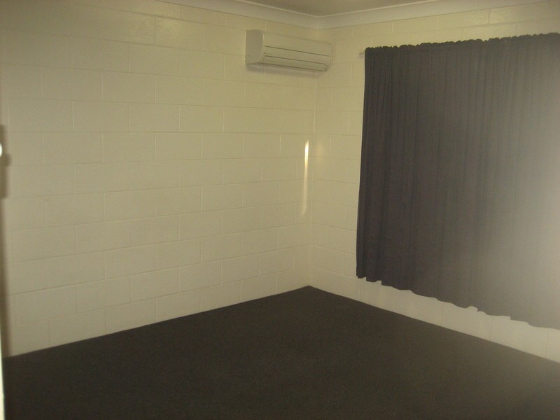 2/8 Birrabang Street, Kirwan QLD 4817