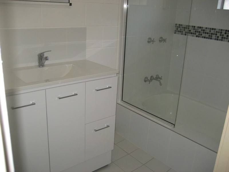 2/8 Birrabang Street, Kirwan QLD 4817