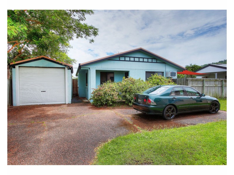 2/10 Tuffley Street, West End QLD 4810