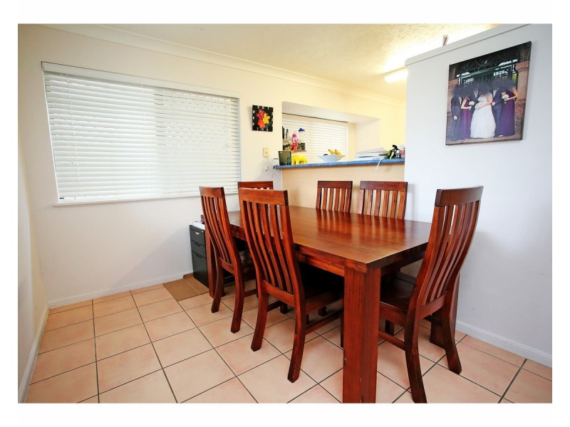 2/10 Tuffley Street, West End QLD 4810