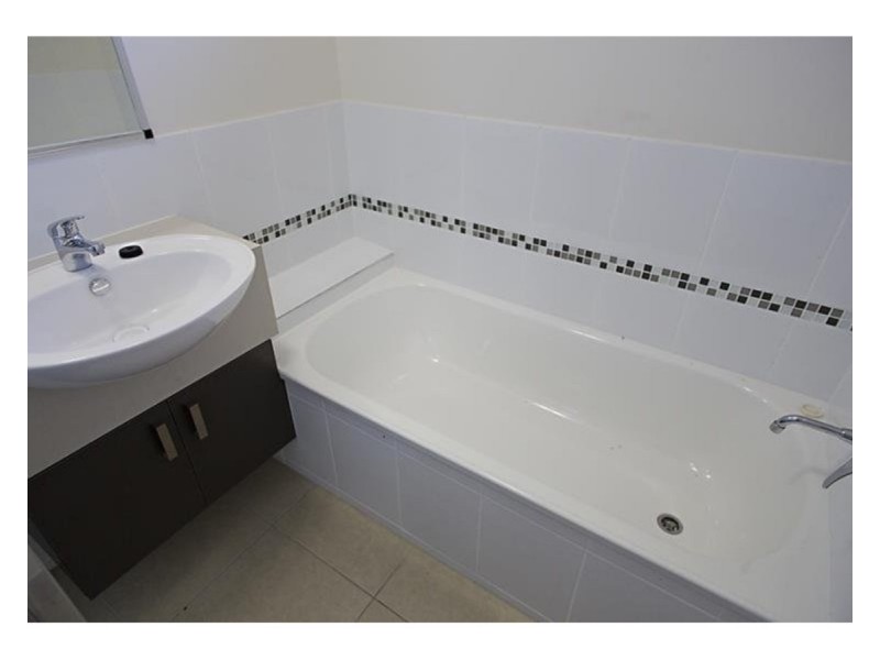 25 Deedes Crescent, Bushland Beach QLD 4818