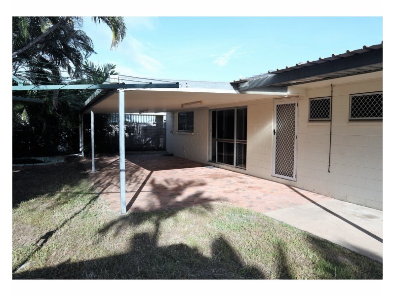 17 Malbon Road, Kirwan QLD 4817