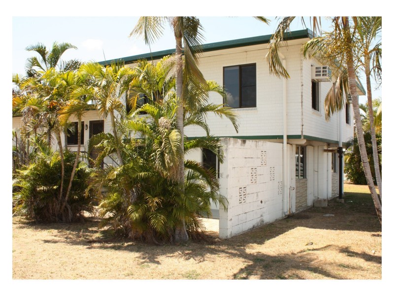 417 Ross River Road, Cranbrook QLD 4814