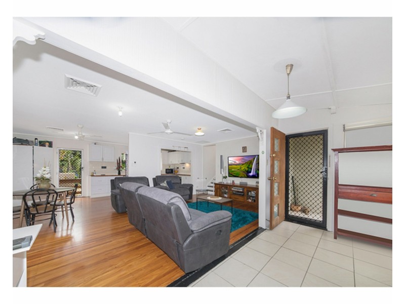 3 Tilanus Street, Heatley QLD 4814