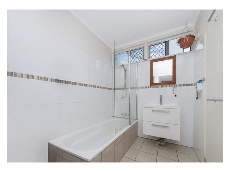 3 Tilanus Street, Heatley QLD 4814