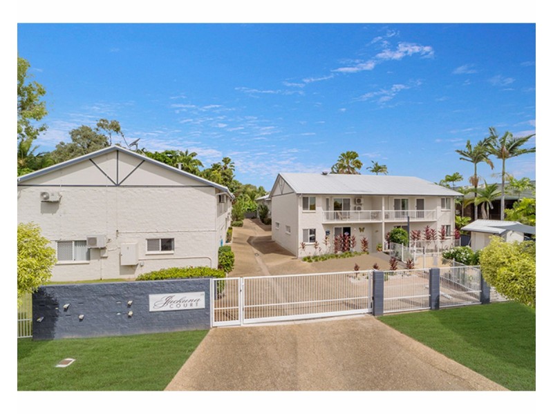 9/12-14 Old Common Road, Belgian Gardens QLD 4810