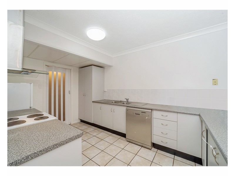 9/12-14 Old Common Road, Belgian Gardens QLD 4810