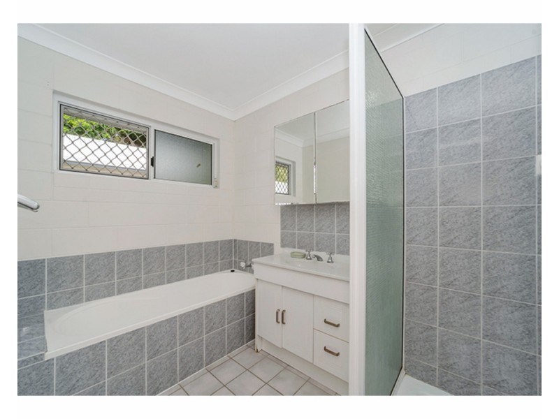 9/12-14 Old Common Road, Belgian Gardens QLD 4810