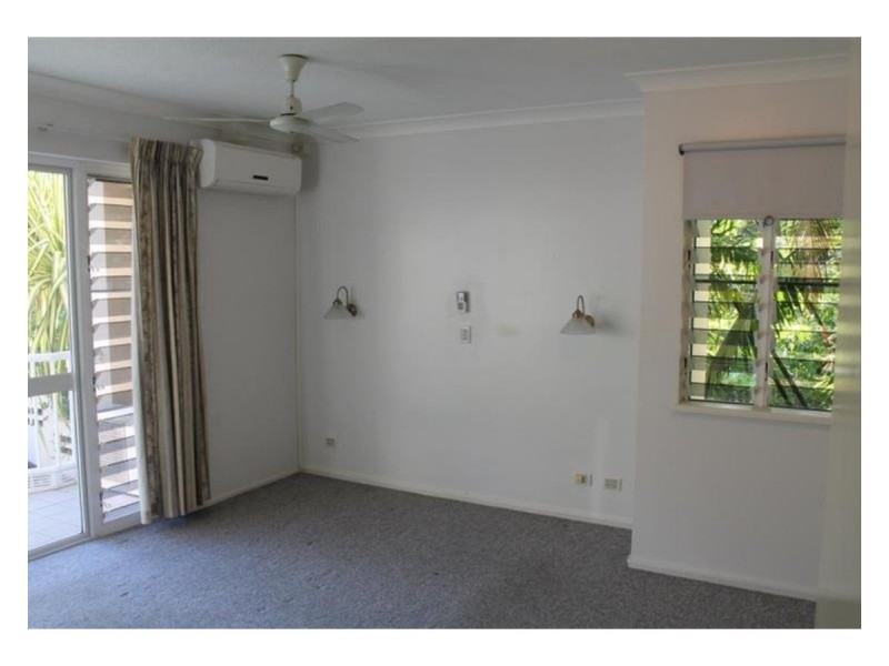 1/377 Stanley Street West, North Ward QLD 4810