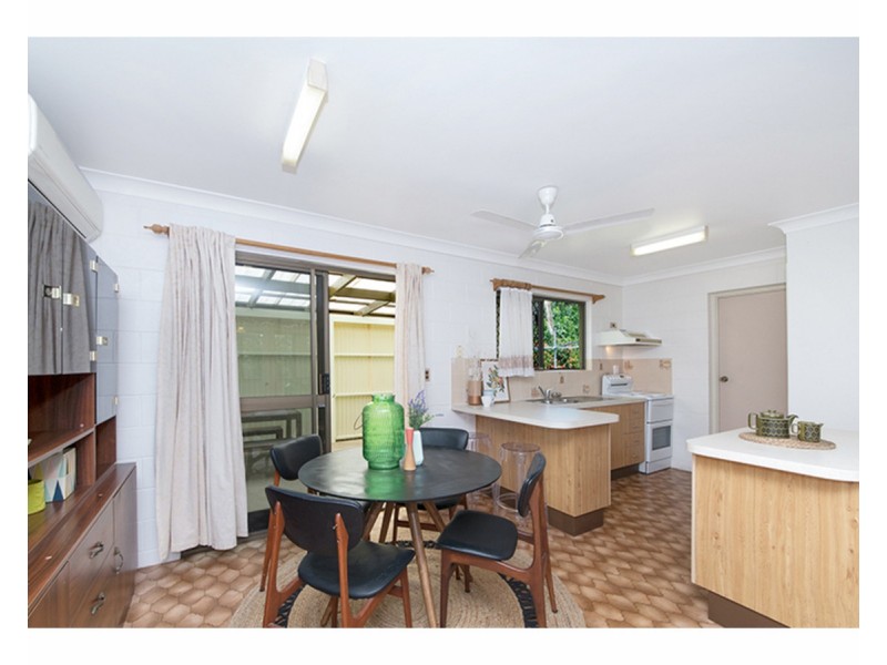 8 Champagne Crescent, Kelso QLD 4815