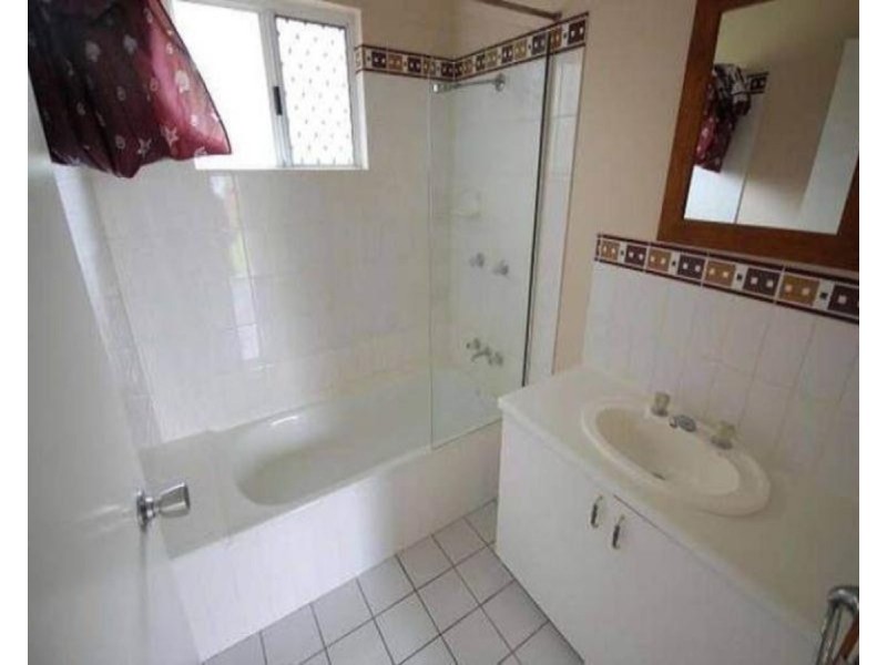 10 Tania Court, Burdell QLD 4818