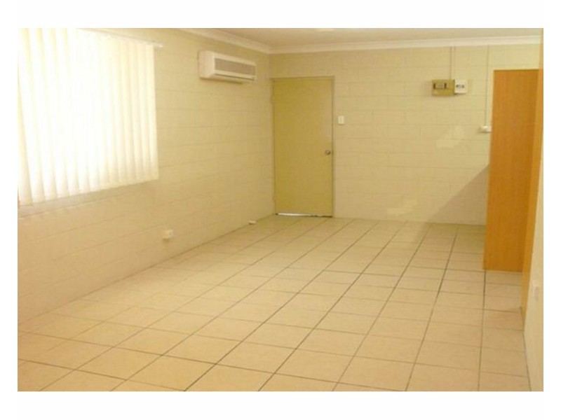 4/18 Kitchener Road, Pimlico QLD 4812