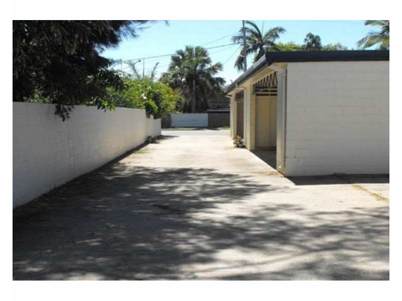 4/18 Kitchener Road, Pimlico QLD 4812