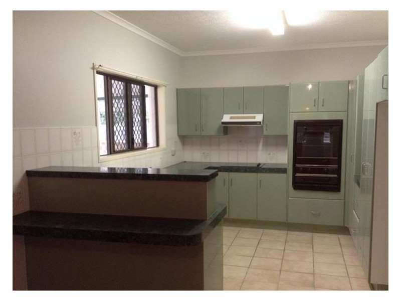 8 Isa Court, Kirwan QLD 4817