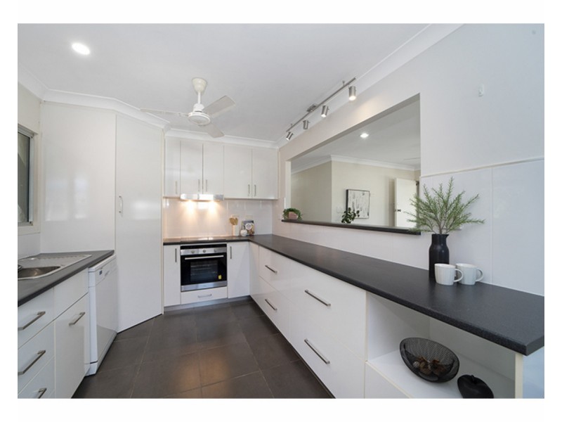 31 Daniels Street, Vincent QLD 4814