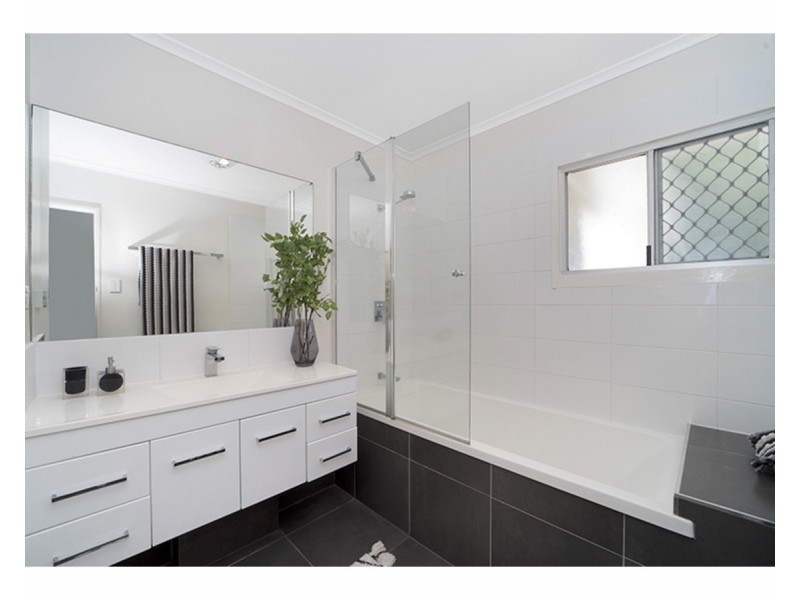 31 Daniels Street, Vincent QLD 4814