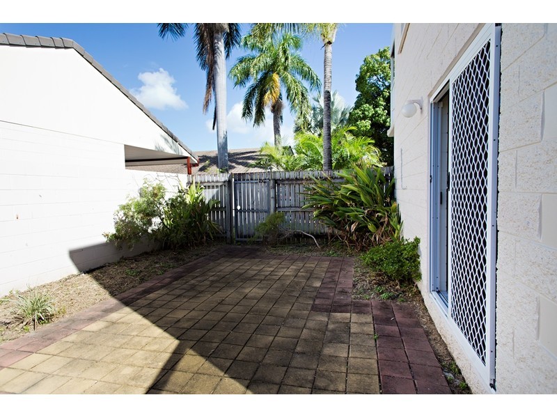 6/57 Lowth Street, Rosslea QLD 4812